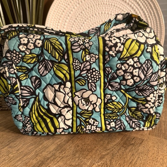 Vera Bradley Retired Island Blooms‎ Quilted Frannie Purse - Picture 4 of 7